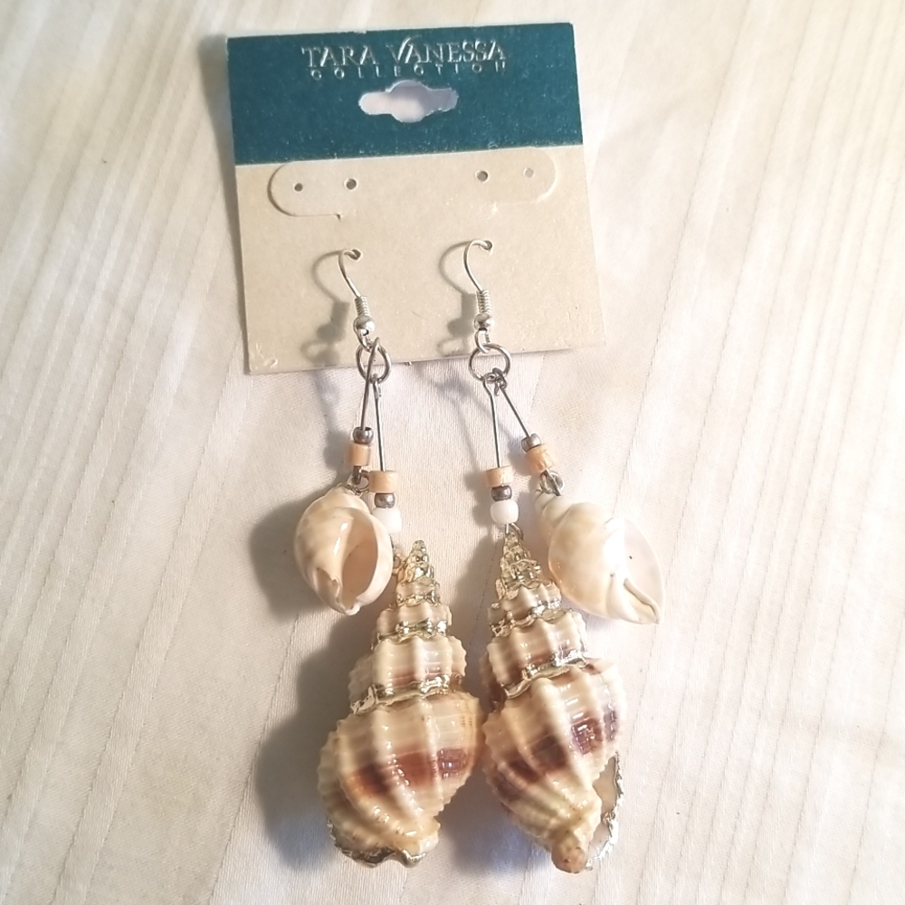 New Tara Vanessa Sea Shell Earrings
